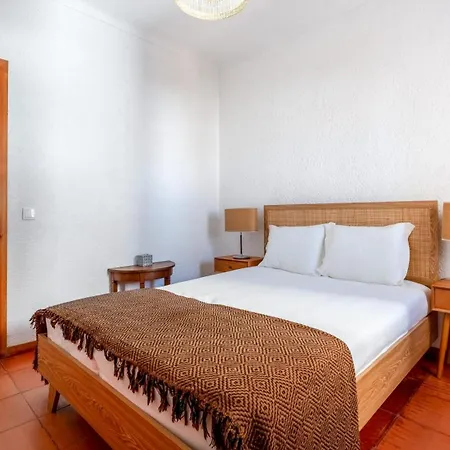 Lejlighed Comfy 2 Bdr W/ Balcony By Lovelystay Albufeira