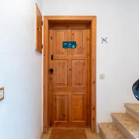 Comfy 2 Bdr W/ Balcony By Lovelystay 公寓