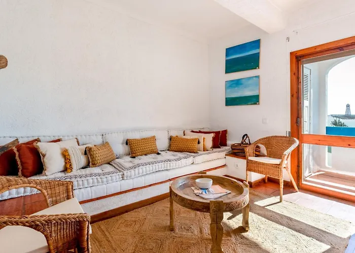 Apartmán Comfy 2 Bdr W/ Balcony By Lovelystay *