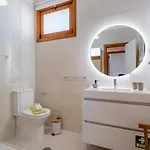 Comfy 2 Bdr W/ Balcony By Lovelystay Apartamento Albufeira