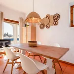 Comfy 2 Bdr W/ Balcony By Lovelystay Albufeira