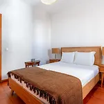 Apartamento Comfy 2 Bdr W/ Balcony By Lovelystay Albufeira