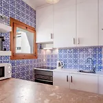 Comfy 2 Bdr W/ Balcony By Lovelystay *